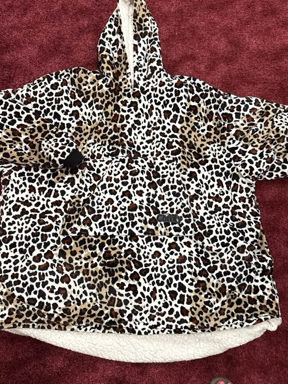 Leopard Print Sherpa-Lined Hoodie Robe - Beige/Black